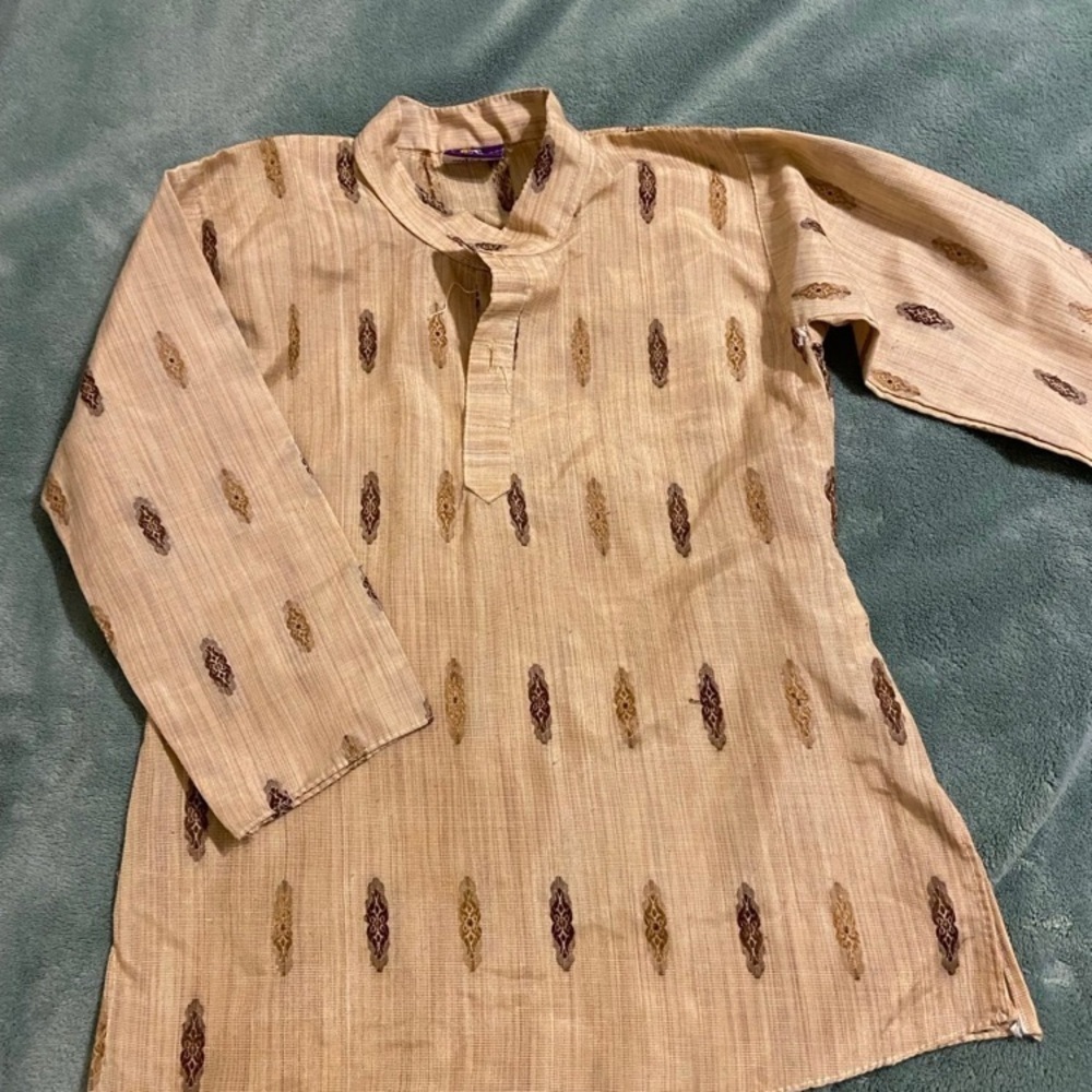 Tan Long Sleeve Tee with Stand-Up Collar and Pattern - Picture 1 of 6